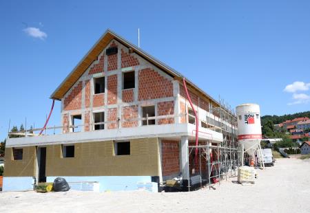 GRADBIŠČE CENTRA ZAŠČITE IN REŠEVANJA RAKEk OGLED ŽUPAN 08 FOTO LJUBO VUKELIČ